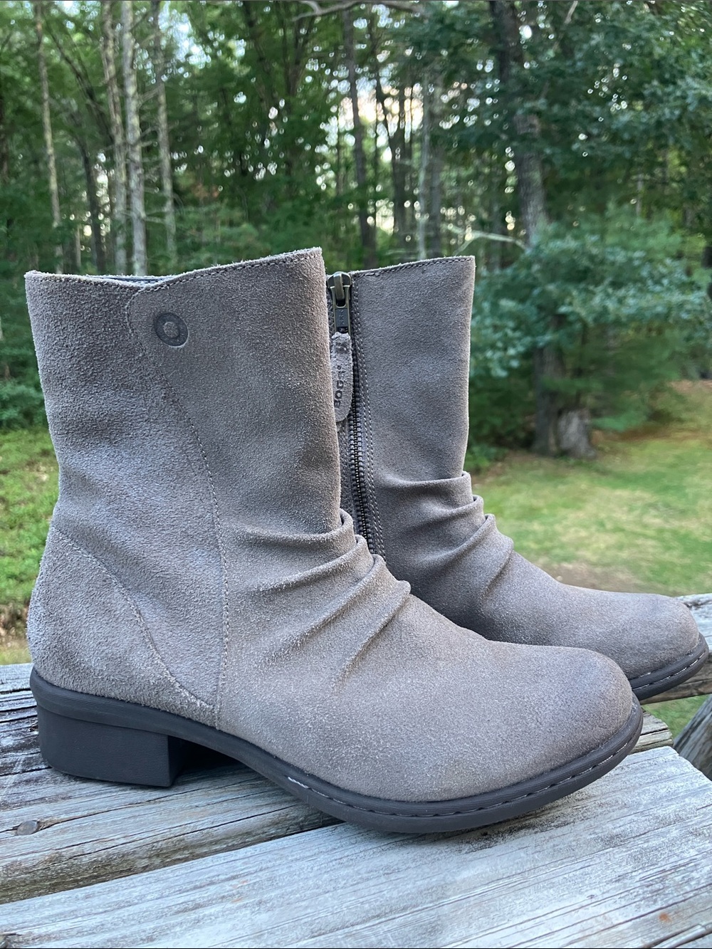 BOGS Auburn Mid Boots Waterproof Leather Suede Taupe